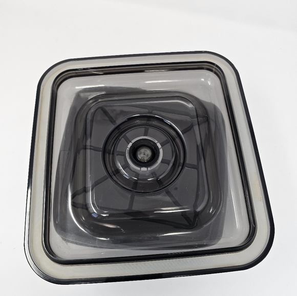 FoodSaver Square Vacuum Sealing 2.25 Qt Quick Marinating Canister Marinade #663 - Picture 6 of 7